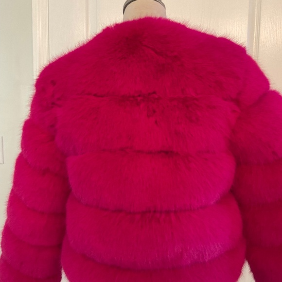 Fashion Pink Faux Fur Jacket Size M - Picture 8 of 9